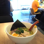 博多水炊きらぁめん - 