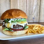 ザグッドベアーバーガー - アボカドチーズバーガー