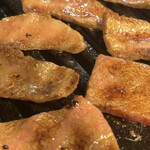 焼肉やっちゃん - バラ