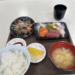 メフレ市場食堂 - 