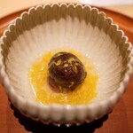 銀座 しのはら - 栗の渋皮煮。菊花餡で。