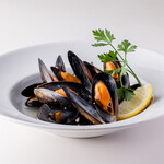 GURUNAVI FOODHALL WYE Cafe - 