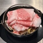 しゃぶ壱 - 特選和牛すき焼き(1,200円)
白ご飯･お漬物･卵付き
肉ダブル(+800円)
(肉ダブルは卵2個付き)