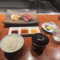 鉄板焼　利花苑 - 