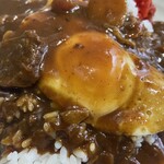 カイノ珈琲工房 - 手作りカレーライス（半熟目玉乗せ）大800円