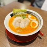 麺屋 誠 - 赤味玉豚骨ラーメン