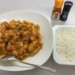 金石餃子店 - パックの7割くらいで十分すぎるおかずになる