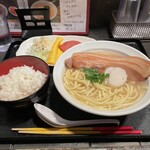 沖縄料理 琉の介 - 