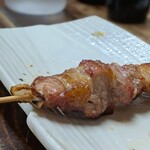 焼き鳥 あちゃこ - 豚バラってこんなんだっけ？