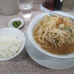 みそ一発２ - 料理写真:みそタンメン 950円 小ライス160円