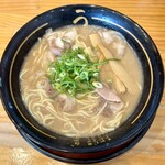 うま屋ラーメン - 料理写真: