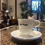 喫茶ニューポピー - カップ＆ソーサーは「ナルミ」でした。笑