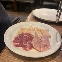炭火焼肉ホルモン うしごろ 中目黒店 - 