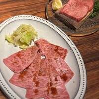 焼肉一頭両騨 町田本店 - 