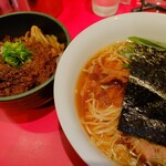 カドヤ食堂 - 中華そば&黒豚めし♪