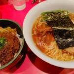 カドヤ食堂 - 中華そば&黒豚めし♪