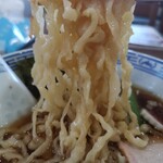 美味しんぼ - 麺は凄く縮れている、コシの有る太麺で美味し！