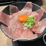 かんてきや 要 - ✅極み和牛炙り丼と真鯛唐揚げ膳¥2.500
