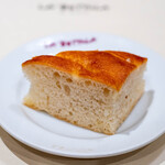  ラ･ベットラ･ダ･オチアイ - 2025.10 自家製フォカッチャ