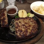 あさくま - シンプルにライスとハンバーグです。