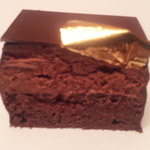 ピエール・エルメ・パリ - チョコレートケーキ  濃厚で絶品！