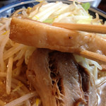 ラーメン　みなもと屋 - 分厚いのが２枚