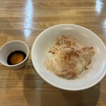 自家製麺 くろ松 - 卵黄漬け醤油ご飯 350円