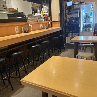 【全20席】店内はどこか懐かしい、アットホームな雰囲気◎
