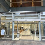 泉 - 京成百貨店2階入り口