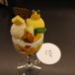 パフェ、珈琲、酒、佐藤 - 