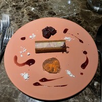 DINING & BAR TABLE 9 TOKYO - 