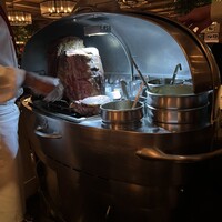 ロウリーズ・ザ・プライムリブ 恵比寿ガーデンプレイス店 - 