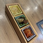 NO MEAT,NO LIFE. 6x - 