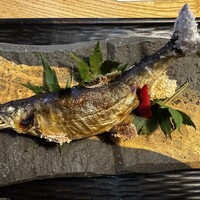 九つ井 本店 - 子持ち鮎も卵がぎっしり詰まってふっくらした絶品でした！