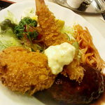 キッチンスズキ - ハンバーグ、海老フライ、カニクリームコロッケ　どれも美味しい