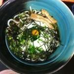 手打ちうどん　山田屋 - 山かけうどん￥700