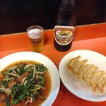 珍八香 - ビールとニラレバ炒めと餃子
