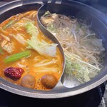 しゃぶ葉  池袋サンシャイン60通店 - 火鍋風の出汁がさいこーでした！