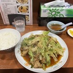 中華料理 大連 - 回鍋肉定食おかず大盛りです。