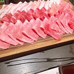 黒毛和牛焼肉 薩摩 牛の蔵 - 