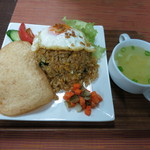 ジャカルタフード インドネシア - ナシゴレン