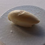 シグネチャー - バターに、感動！ 手造り!！ ブルターニュ産のミルク使用