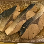 海鮮市場 どんどん - ワラサ煮付