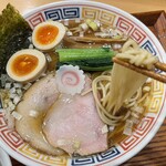 麺道 ひとひら - 純煮干し中華そば　醤油　味玉