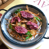 本日の牛肉アドボ ～岩塩焼き～