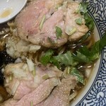 煮干専門 あたふた - 厚めのチャーシュー2枚