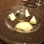 ビンゴ - チーズ盛り合せ