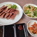 王様の焼肉くろぬま - ハラミランチ150g 　ご飯は大盛り無料