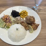 カフェ ダイニング フラット プラット - 