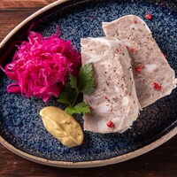 紫キャベツのピクルスと田舎風パテ